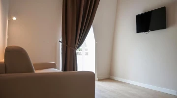 &quot;Suite&quot; living room