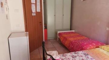 Doppelzimmer mit Zusatzbett und Minibar