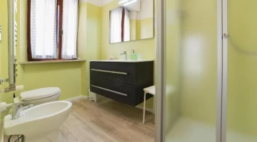 Bagno privato con box doccia