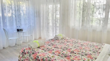 Magnolia double bedroom