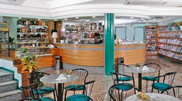 bar