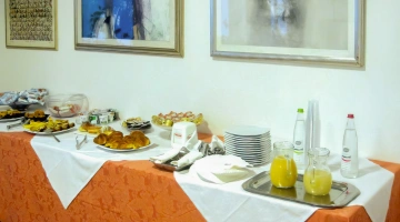 Kontinentales Frühstücksbuffet