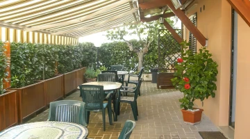 Furnished patio