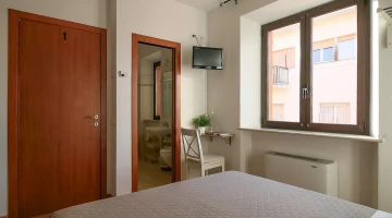 Quadruple room with en suite bathroom