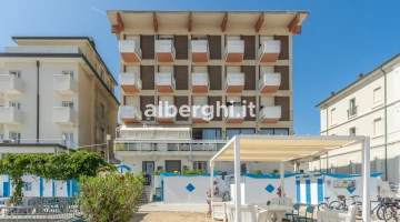 Hotel Suprem