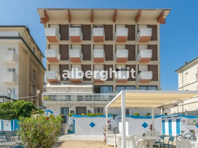 Hotel Suprem