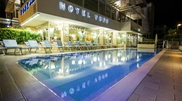 Beheiztes Schwimmbad (12,50x4=50 m2) max 130cm