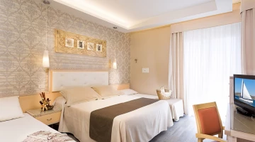 Vier- oder Dreibettzimmer (ca. 17 m2)