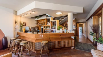 coin bar