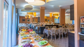 Buffet during meals