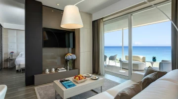 Living area of the Prestige Suite