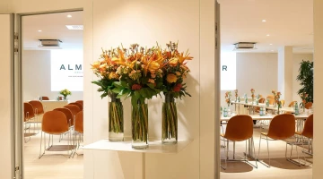 Access to a meeting room