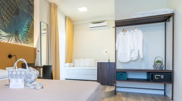 Botanischer Raum mit Safe