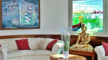  Gemeinschaftsraum mit Sofas