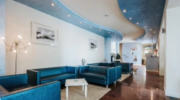 Common room with sofas