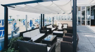 Furnished terrace