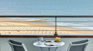 Balcon vue mer d&#39;une chambre