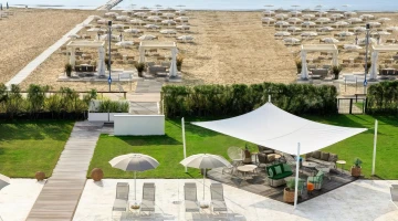 Espace piscine et plage