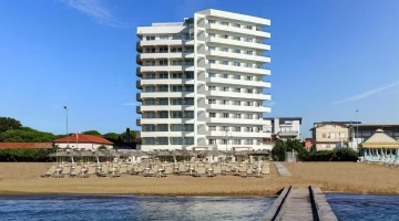 Hôtel vu de la plage