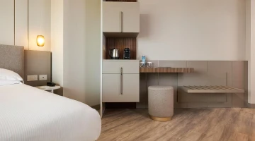 Détail du mobilier de la salle Look