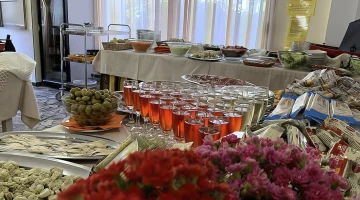 Beilagenbuffet zu den Mahlzeiten