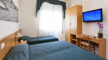Zimmer direkt am Meer mit TV