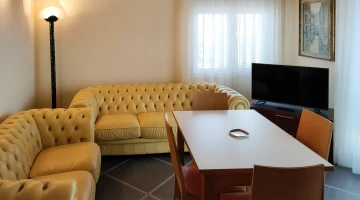 Living area in Suite