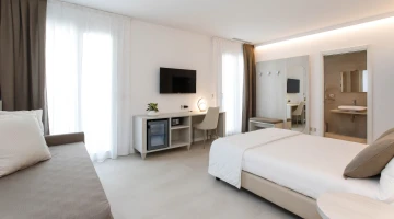 Suite Junior avec TV et minibar