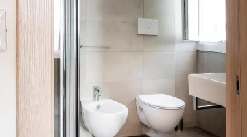Privates Badezimmer im Zimmer