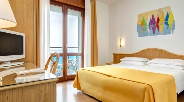Doppelzimmer mit Balkon