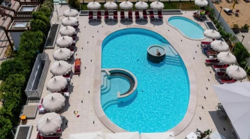 Schwimmbad von oben