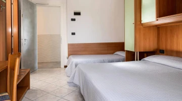 Triple room