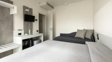 Deluxe family room with TV and air conditioning