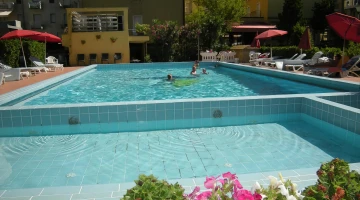 Hot tub in the pool