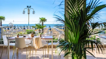 Bar with terrace facing the sea
