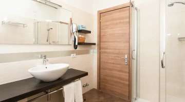 Bathroom with shower box