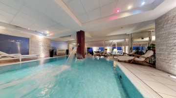 Covered pool