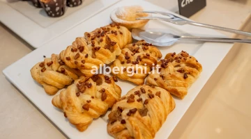 Buffet de douceurs pour le petit-déjeuner