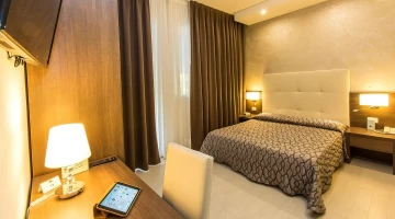 Chambre double avec Sky TV