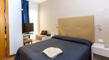 Chambre double avec salle de bain privée