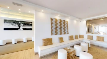 Common area with seating