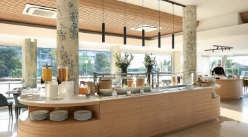 Petit-déjeuner buffet