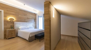 Chambre avec coin penderie
