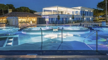 Entrée de la piscine du Camping Village Cavallino