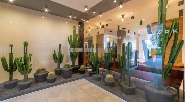 Détail de l'entrée de l'hôtel