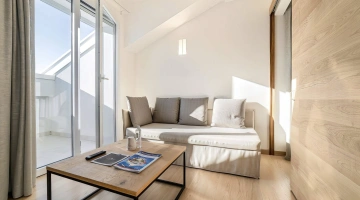 Coin salon dans la chambre supérieure