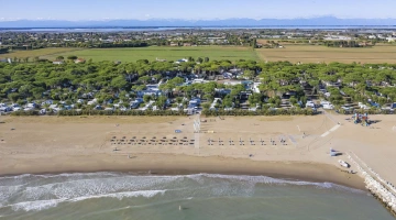 Plage privée vue d'en haut