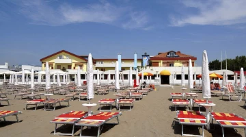 Spiaggia attrezzata
