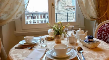 Table du petit déjeuner