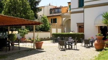 Privater Garten mit Ruhezonen